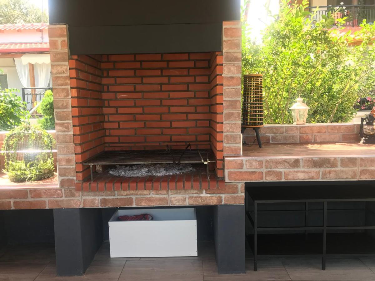 Casa Dei Fiori Villa Asprovalta Exteriör bild